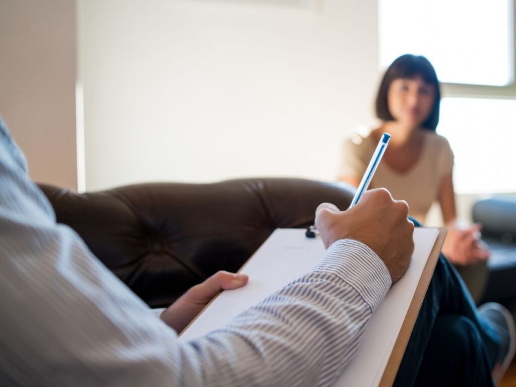 What happens in a CBT session